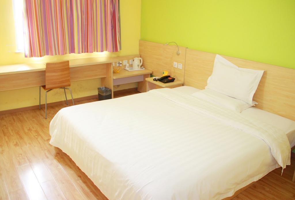 7Days Inn Jiangmen Peng Jiang Qiao North エクステリア 写真