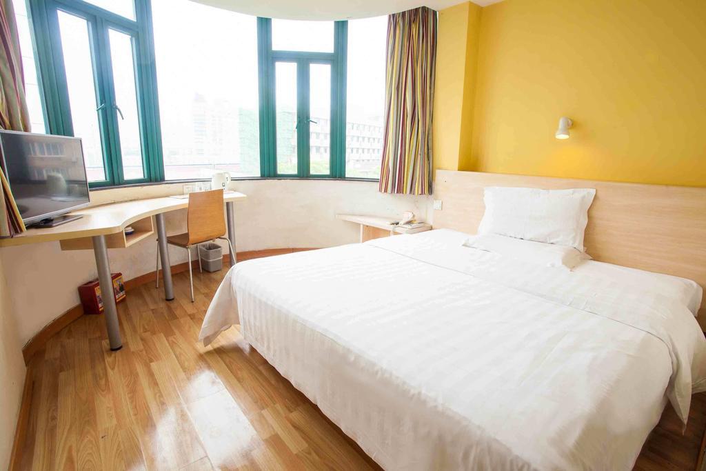 7Days Inn Jiangmen Peng Jiang Qiao North 部屋 写真